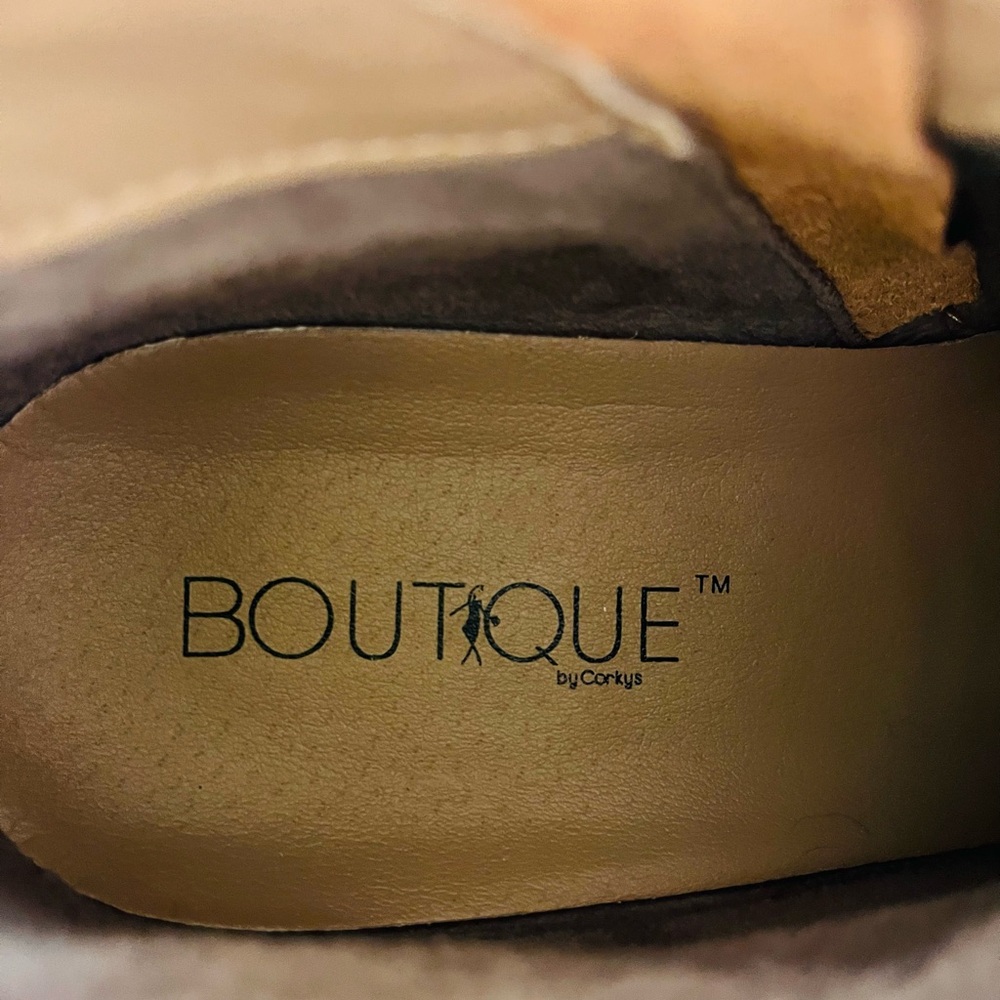 Corkys Boutique Leather Booties - Picture 4 of 5